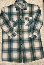 Load image into Gallery viewer, Plus Plaid Long Shacket